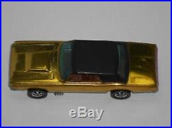 1968 Hot Wheels Redline Custom T-Bird H. K. Gold withbrn. Int. All D. D ETREMELY NICE