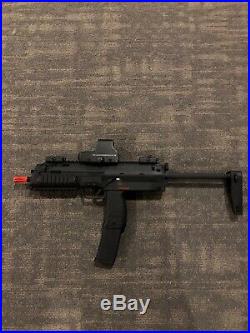 Elite Force H&K MP7 A1 Gas Blowback SMG Airsoft SMG with Holographic Sight
