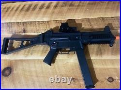 H&K UMP Competition Series Airsoft AEG Rifle with metal gearbox by Umarex-black