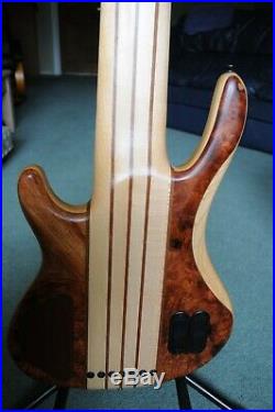 H&K fretless 7 string bass, active/passive, fret lines, natural, almost unmarked