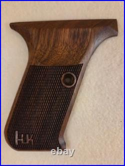 HK P7 PSP Walnut Checkered Pistol Grips FOR FLUSH MAG RELEASE ONLY! W-LOGO U HK P7 PSP Walnut Checkered Pistol Grips FOR FLUSH MAG RELEASE ONLY! W-LOGO U