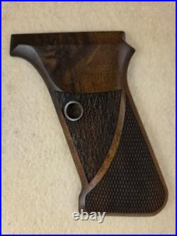 HK P7 PSP Walnut Chkd/Txtrd Pistol Grips FOR FLUSH MAG RELEASE ONLY! NO LOGO U2