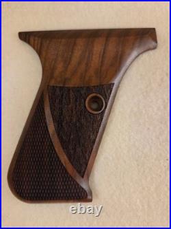 HK P7 PSP Walnut Chkrd/Txtd PistolGrips WithO LOGO FOR PROTRUDING MAG RELEASE L