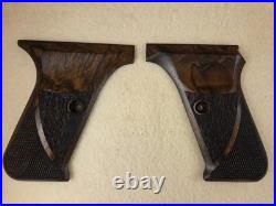 HK P7 PSP Walnut Chkrd/Txtd PistolGrips WithO LOGO FOR PROTRUDING MAG RELEASE U1