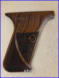 HK P7 PSP Walnut Chkrd/Txtd PistolGrips WithO LOGO FOR PROTRUDING MAG RELEASE U3