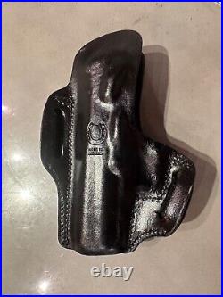 HK USP Compact 9mm Holster Andy Arratoonian Horseshoe Leather Products