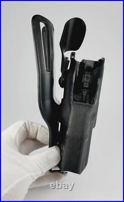 Safariland Model 6395 ALS Duty Holster STX for H&K HK P2000 9MM. 40 right black