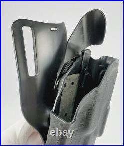 Safariland Model 6395 ALS Duty Holster STX for H&K HK P2000 9MM. 40 right black