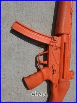 Training Weapon, non-firing replica of an H&K MP5