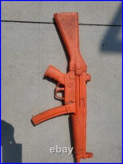 Training Weapon, non-firing replica of an H&K MP5