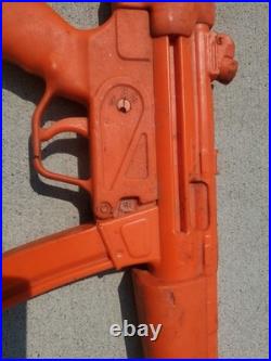 Training Weapon, non-firing replica of an H&K MP5