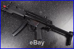 VFC H&K HK MP5 Full Metal Gas Airsoft SMG with Flashlight Grip & 1 Mag