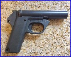 Vintage 1976 German H&K HK PA21 26.5mm flare gun with 12 ga. Marine flare adapte